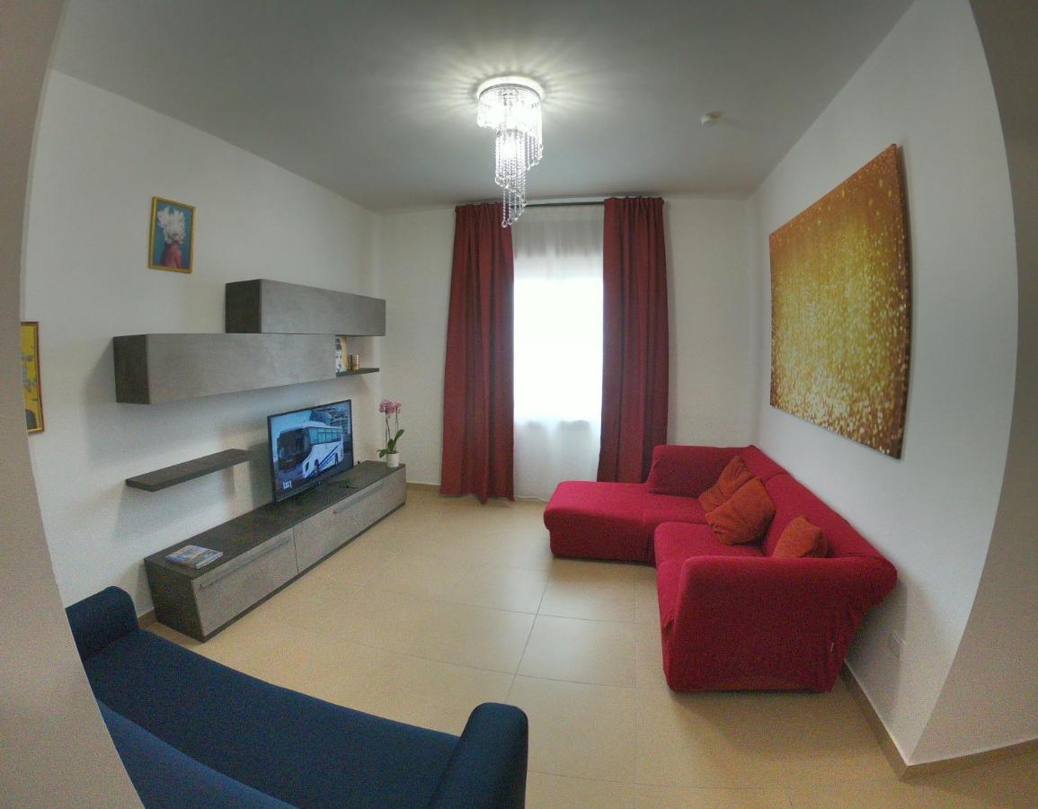 Caserta Royale Apartment Luaran gambar