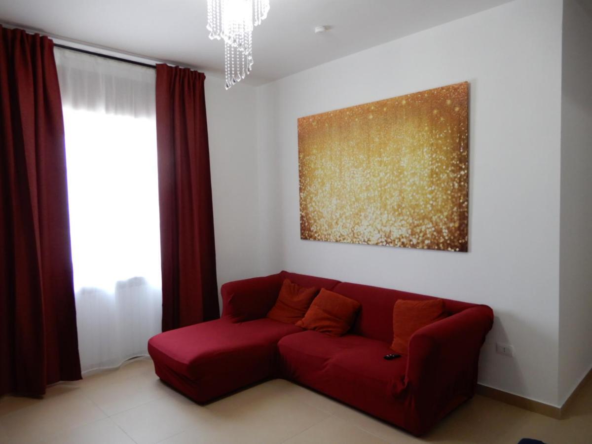 Caserta Royale Apartment Luaran gambar