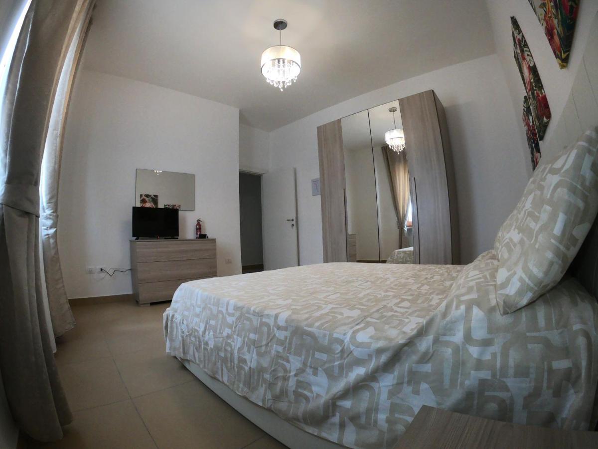 Caserta Royale Apartment Luaran gambar