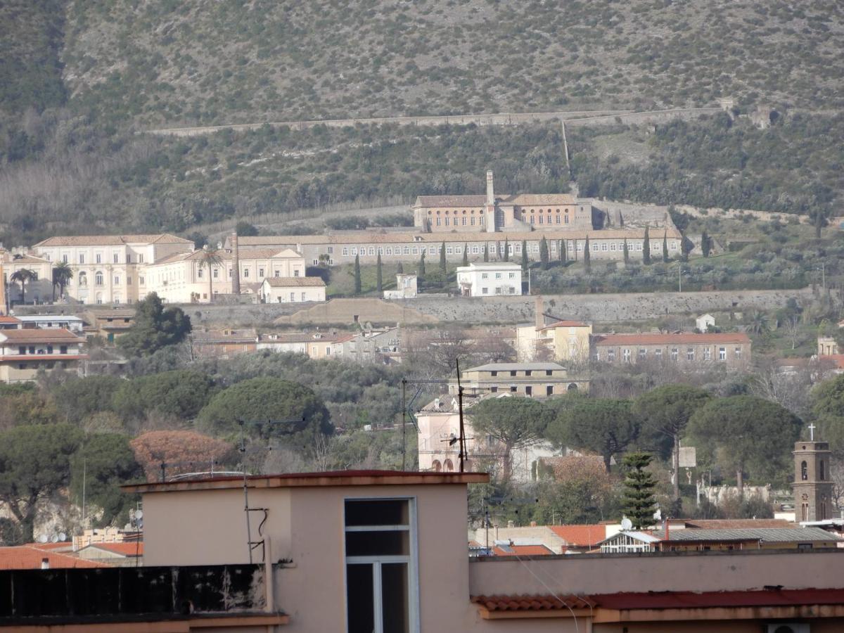 Caserta Royale Apartment Luaran gambar