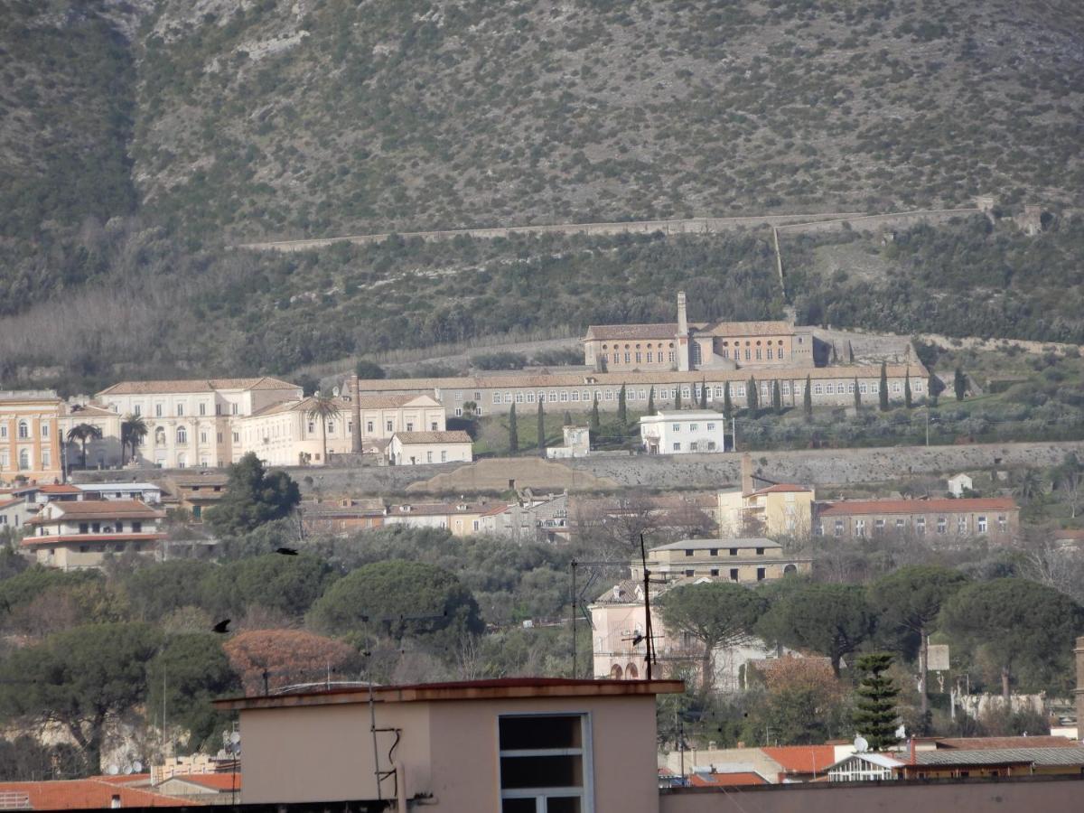 Caserta Royale Apartment Luaran gambar